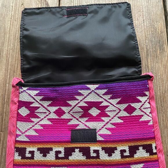 Pink Crossbody Aztec Purse - Picture 2 of 6